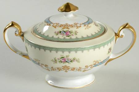 Easton Sugar Bowl & Lid