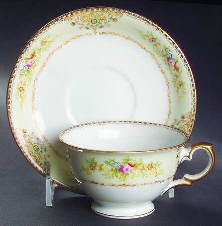 Jackson Footed Cup & Saucer Set