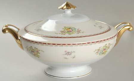 Oneida Round Covered Vegetable