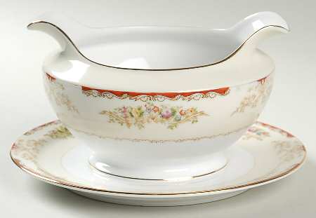 Reno Gravy Boat with Attached Underplate