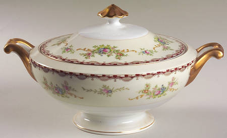 Saratoga (Multicolor Flowers) Round Covered Vegetable