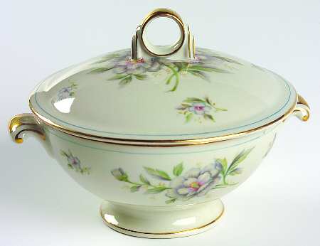 Virginia Sugar Bowl & Lid
