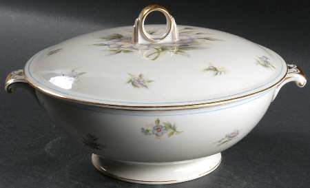 Virginia Round Covered Vegetable