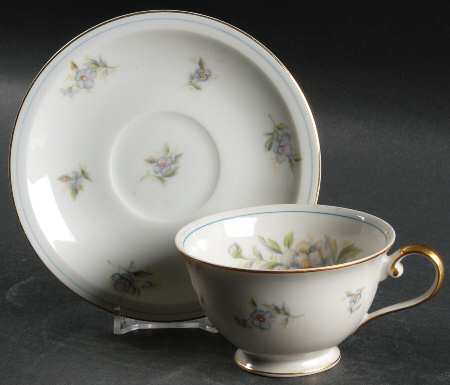 Virginia Footed Cup & Saucer Set