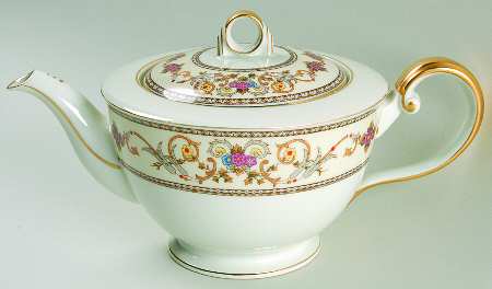 Wheeling (Japan) Teapot & Lid
