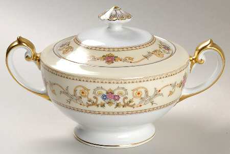 Wheeling (Japan) Sugar Bowl & Lid