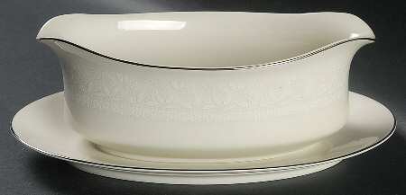 Gallia Gravy Boat with Attached Underplate