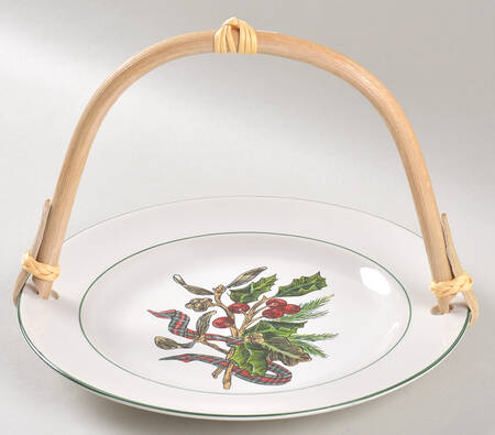 Garland 5 3/8"-5 5/8" Bamboo Handled Serving Plate  HC