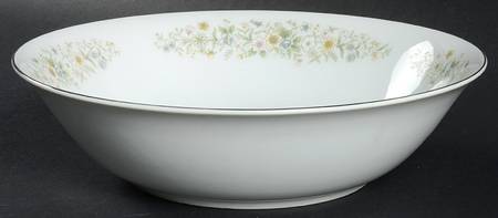 Irene 9" Round Vegetable Bowl