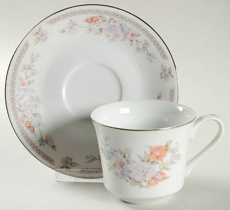 Mayfair Flat Cup & Saucer Set