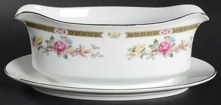 Spring Garden Gravy Boat with Attached Underplate