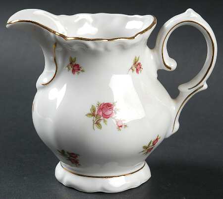 Rosette Creamer