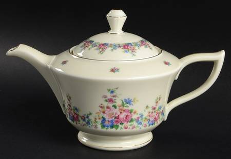 2661  Teapot & Lid
