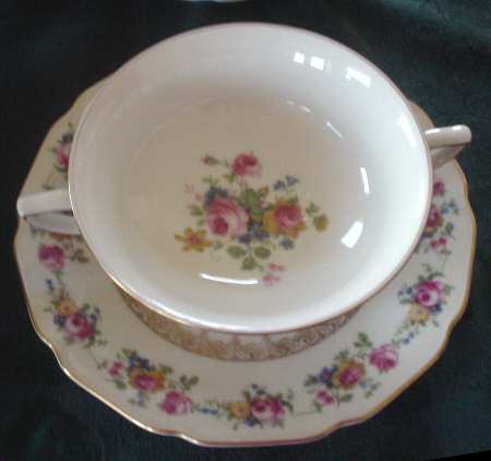 508 Footed Cream Soup Bowl & Saucer Set