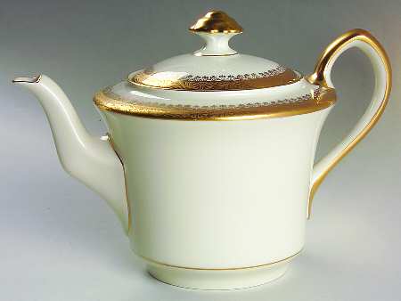 Buckingham Teapot & Lid