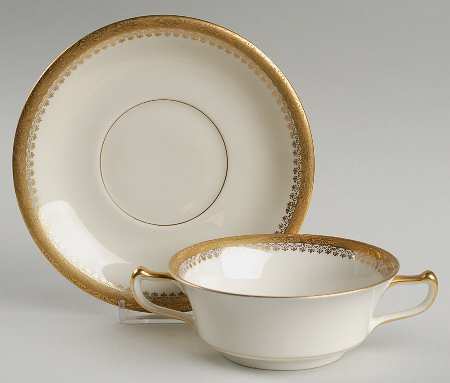 Buckingham Footed Cream Soup Bowl & Saucer Set