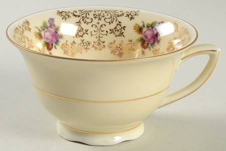 Noblesse Footed Cup