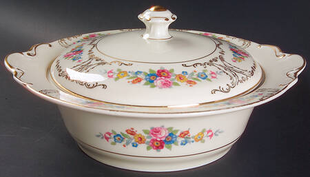 Queens Rose (Smooth, Gold Scrolls) Round Covered Vegetable