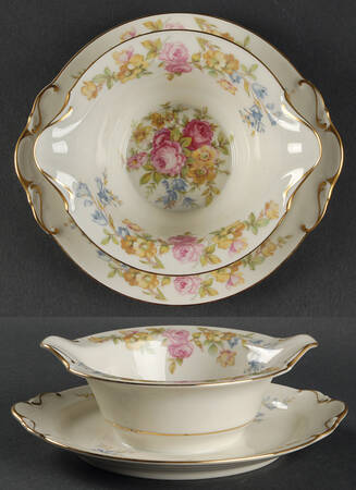 Riviera Gravy Boat with Attached Underplate