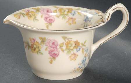 Riviera Creamer