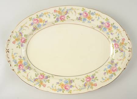 Queens Rose (Scalloped, No Gold Scrolls) 15" Oval Serving Platter