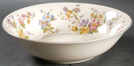 The Symphony 9" Round Vegetable Bowl