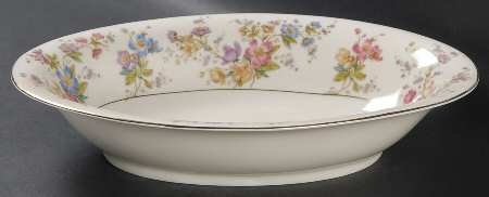 The Symphony 10" Oval Vegetable Bowl
