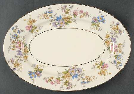 The Symphony 11" Oval Serving Platter