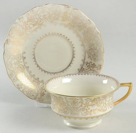 Symphony (Windsor Shape) Footed Cup & Saucer Set