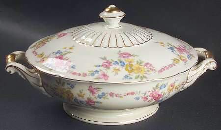 Yale Round Covered Vegetable