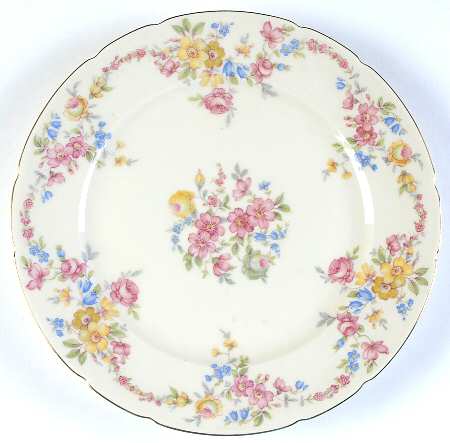 Yale Luncheon Plate