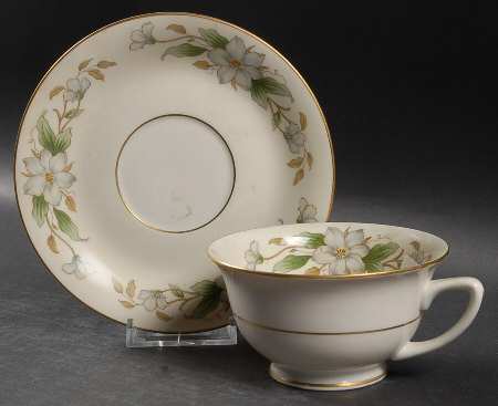 Arlington Footed Cup & Saucer Set