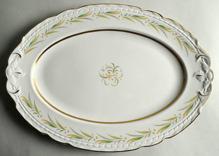 Autumn (Scalloped Edge) 15" Oval Serving Platter