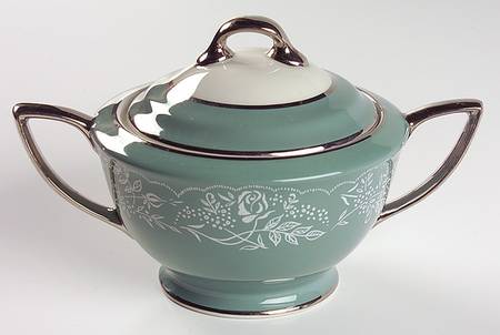 Chantilly Sugar Bowl & Lid