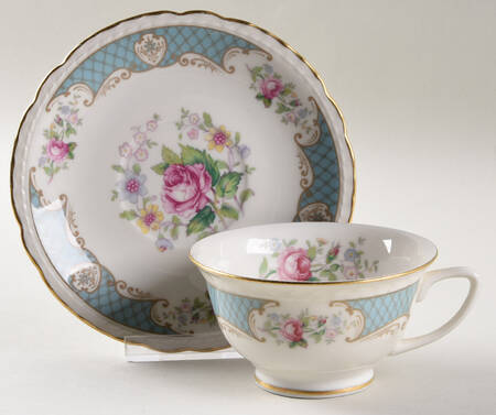 Duchess of Kent (Pearl Edge) Footed Cup & Saucer Set