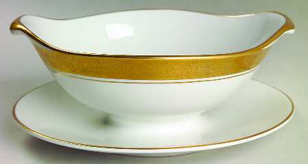 Elegance Gravy Boat with Attached Underplate