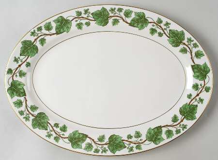 Emerald Ivy 15" Oval Serving Platter