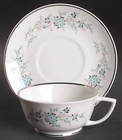 Flori Flat Cup & Saucer Set