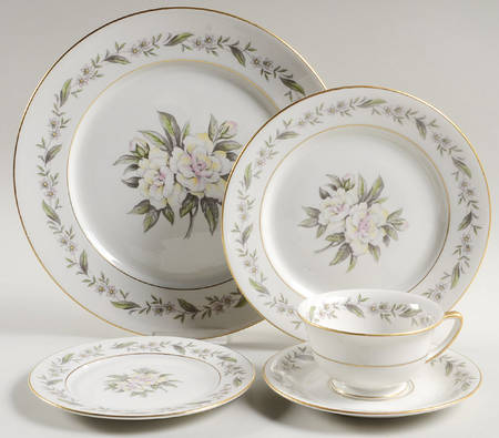 Gardenia 5 Piece Place Setting