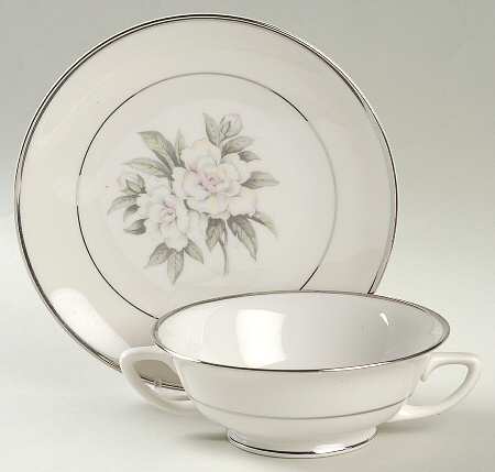 Heirloom Footed Cream Soup Bowl & Saucer Set