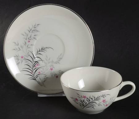 Jeannine Flat Cup & Saucer Set
