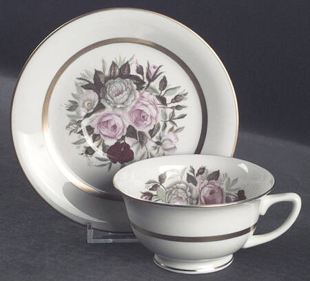 Lady Lee (Gold Trim) Footed Cup & Saucer Set