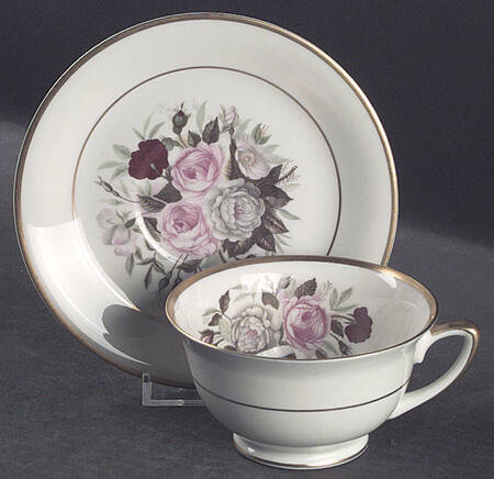 Lady Lee (Gold Trim) Footed Cup & Saucer Set