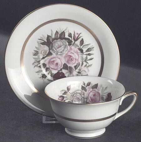 Lady Lee (Gold Trim) Footed Cup & Saucer Set