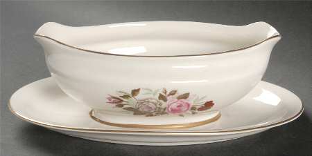 Lady Lee (Gold Trim) Gravy Boat with Attached Underplate
