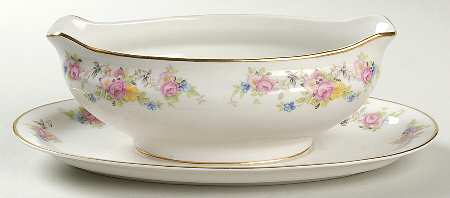 Linda Gravy Boat with Attached Underplate