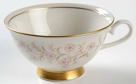 Love Lace Footed Cup