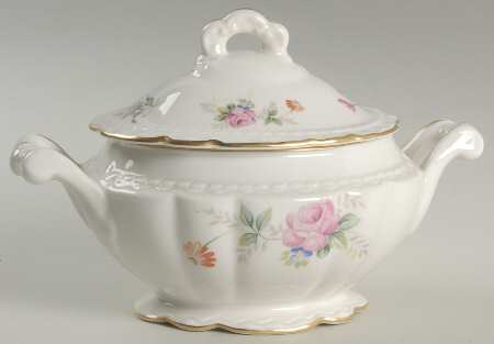 Lord Patterson (Scalloped Edge) Sugar Bowl & Lid