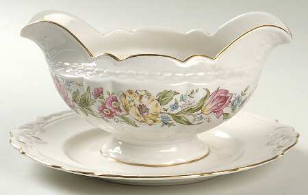 Maysong Gravy Boat with Attached Underplate
