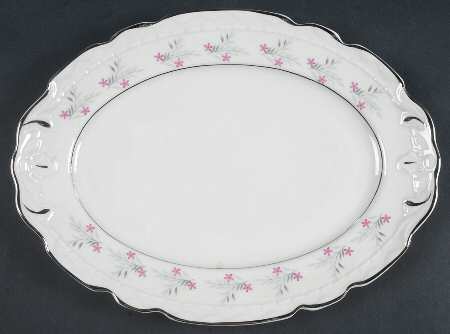 Minuet (Scalloped) 12" Oval Serving Platter